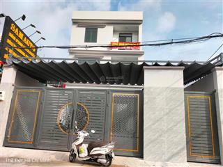 Cho thuê nhà đẹp nguyên căn mới xây  sàn xd 350m2  kế đường phạm văn đồng