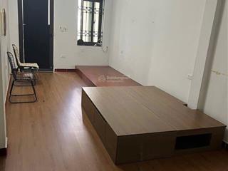 Cho thuê nhà nguyên căn ngọc lâm chỉ 6.5tr, full đồ, rộng thoáng.