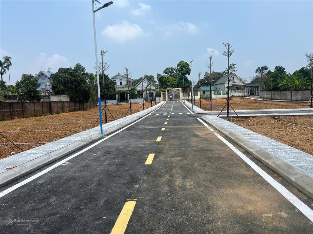 Bán 125.2m2, mt5.25, đường ô tô, full thổ cư, giá chỉ từ 3 tỷ, cổng 8 đhqg, gần cnc, fpt, metro 12