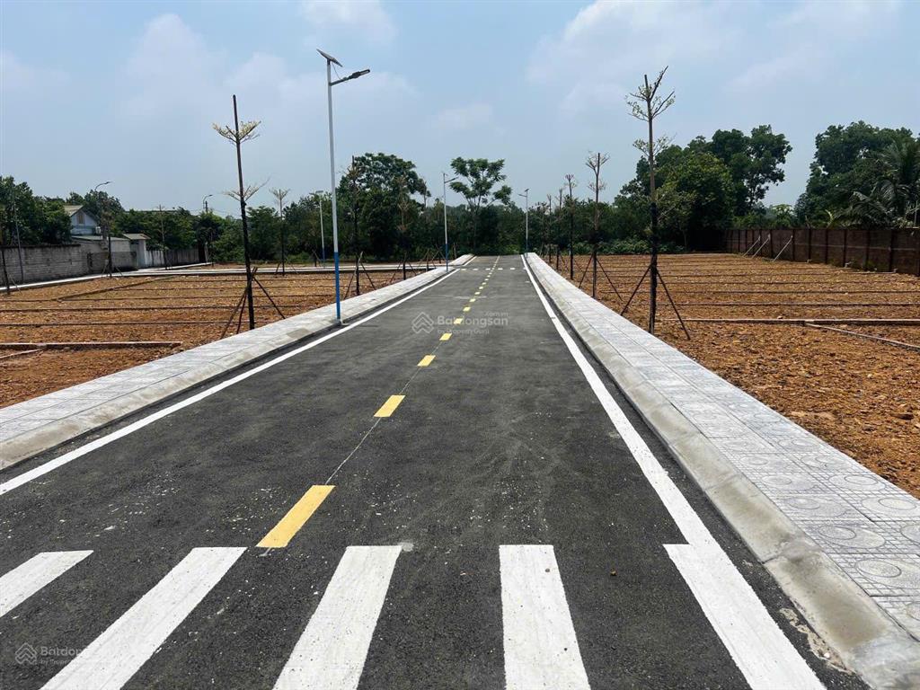 Bán 125.2m2, mt5.25, đường ô tô, full thổ cư, giá chỉ từ 3 tỷ, cổng 8 đhqg, gần cnc, fpt, metro 12