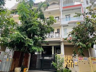 Nhà mặt phố him lam kênh tẻ, 29 tỷ tl mạnh, 100m2, uy tín