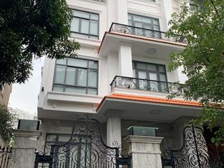 Cho thuê gấp văn phòng trệt + lầu 1 dt 200m2, 55 triệu (tl), tại him lam kênh tẻ, q7, hcm