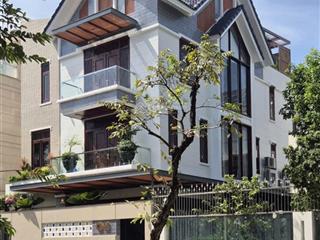 Bán bt cao cấp tại sadeco ven sông, 62 tỷ vnd, 234m2, 5pn + 5wc, nội thất đầy đủ, q7, hcm