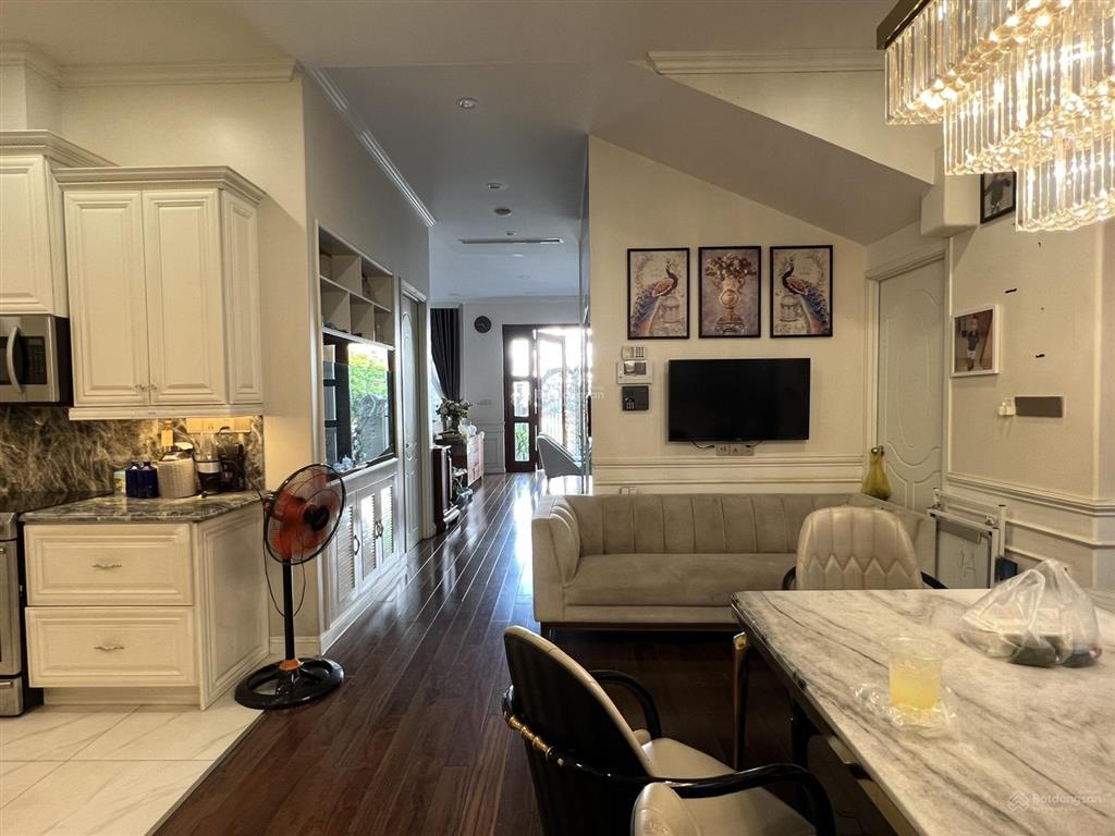 Bán biệt thự 200m2 tại him lam kênh tẻ, 65 tỷ vnd, thiết kế siêu đẹp.