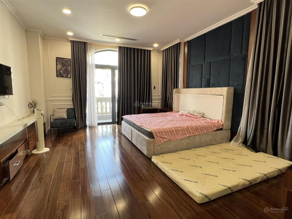 Bán biệt thự 200m2 tại him lam kênh tẻ, 65 tỷ vnd, thiết kế siêu đẹp.