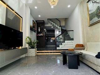 Bán nhà gấp giảm 900 triệu. khu vip bàu cát tân bình, hxh. tặng full nội thất. chỉ 8,5 tỷ