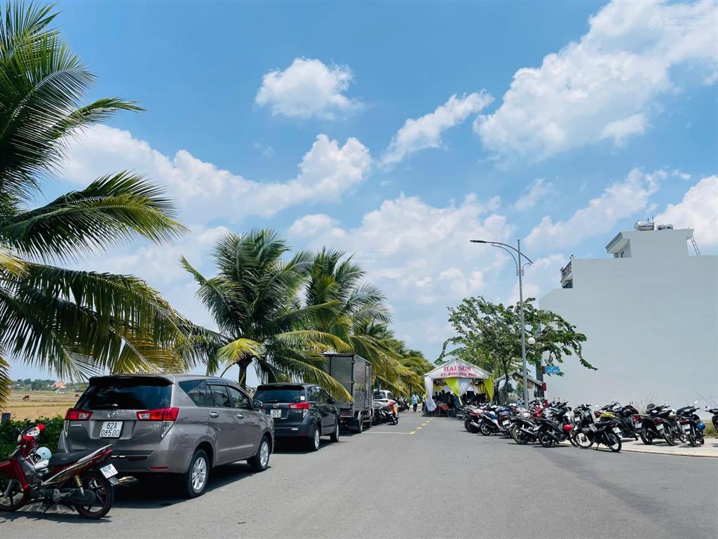 Đất mặt tiền nguyễn hữu trí gần bình chánh