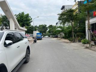 Bán gấp đất trung tâm trâu quỳ phân lô vỉa hè container tránh dt 240 m2 nhỉnh 32tỷ