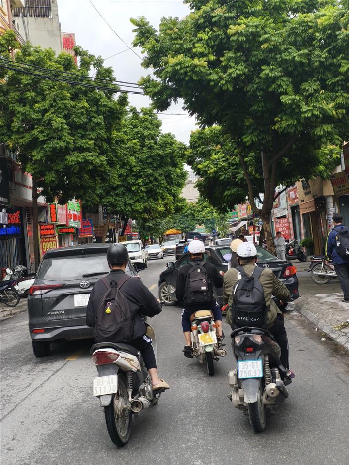 Đất trung tâm trâu quỳ ô tô tránh phố chợ sv hvnn kd đỉnh dt90 12tỷ