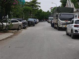 124m2 mt6.2m trung tâm trâu quỳ phân lô 3 ô tô tránh vỉa hè 7chỗ đỗ chỉ 160tr/m2