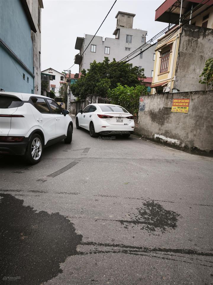 70m2 lô góc tt phú thị trục chính ô tô tránh kd 5.35tỷ
