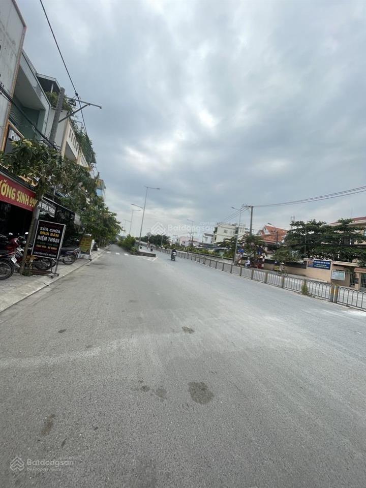 Đất đẹp  1419 phước kiển ngang 6.4m 80m hẻm 6m xe hơi chỉ nhỉnh 4 tỷ