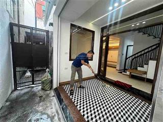 Nhà đẹp ở ngay mặt tiền khủng ô tô 20m ba gác vào nhà nhanh tay thì còn