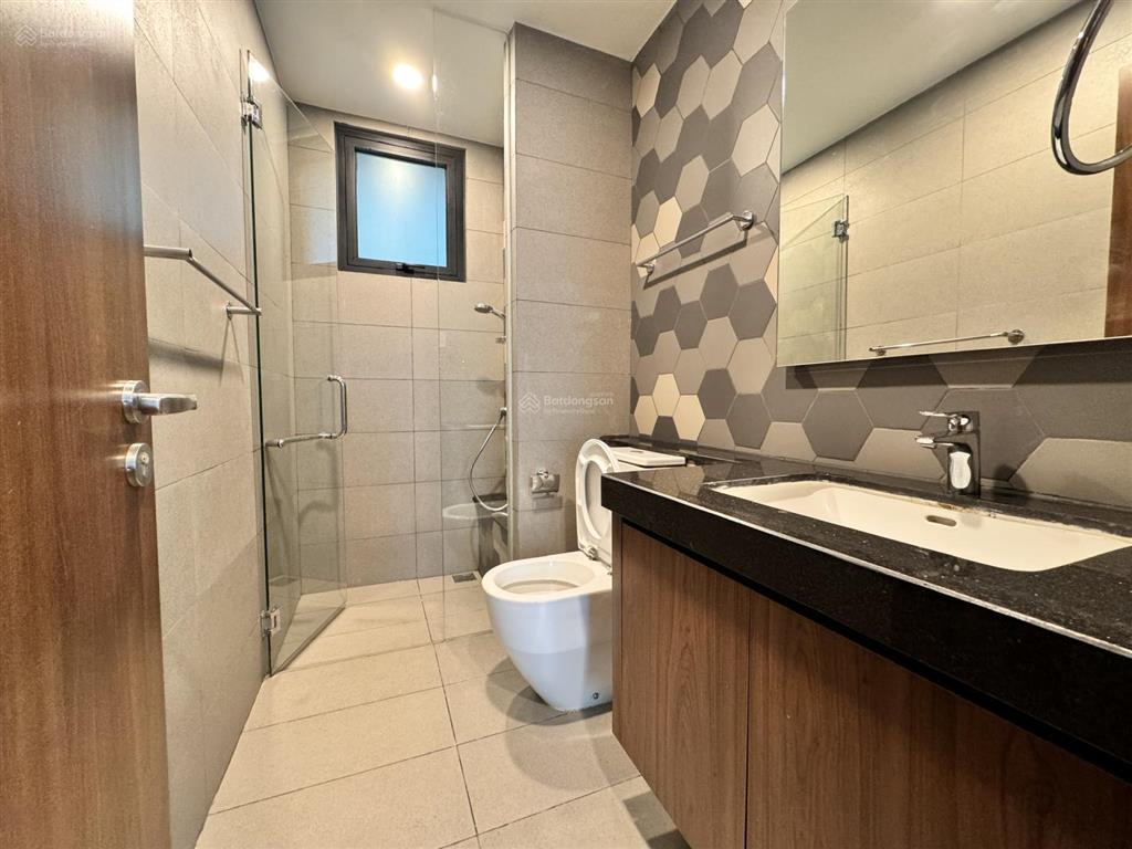 Cho thuê 3 phòng ngủ d'edge thảo điền, căn sân vườn. chuyên cho thuê/sang nhượng 1pn  4pn d'edge.