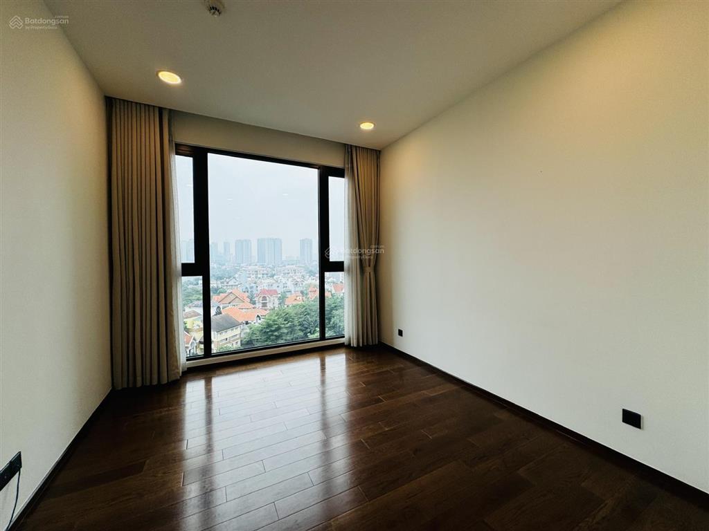 Cho thuê 3 phòng ngủ d'edge thảo điền không nội thất, view sông cực đẹp.