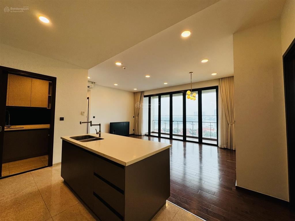 Cho thuê 3 phòng ngủ d'edge thảo điền không nội thất, view sông cực đẹp.