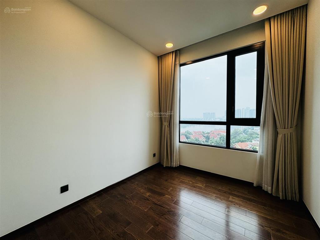 Cho thuê 3 phòng ngủ d'edge thảo điền không nội thất, view sông cực đẹp.