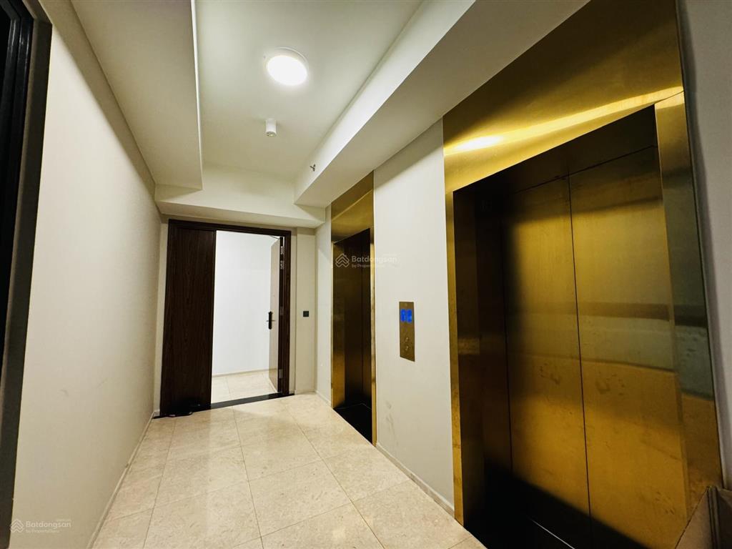 Cho thuê 3 phòng ngủ d'edge thảo điền không nội thất, view sông cực đẹp.