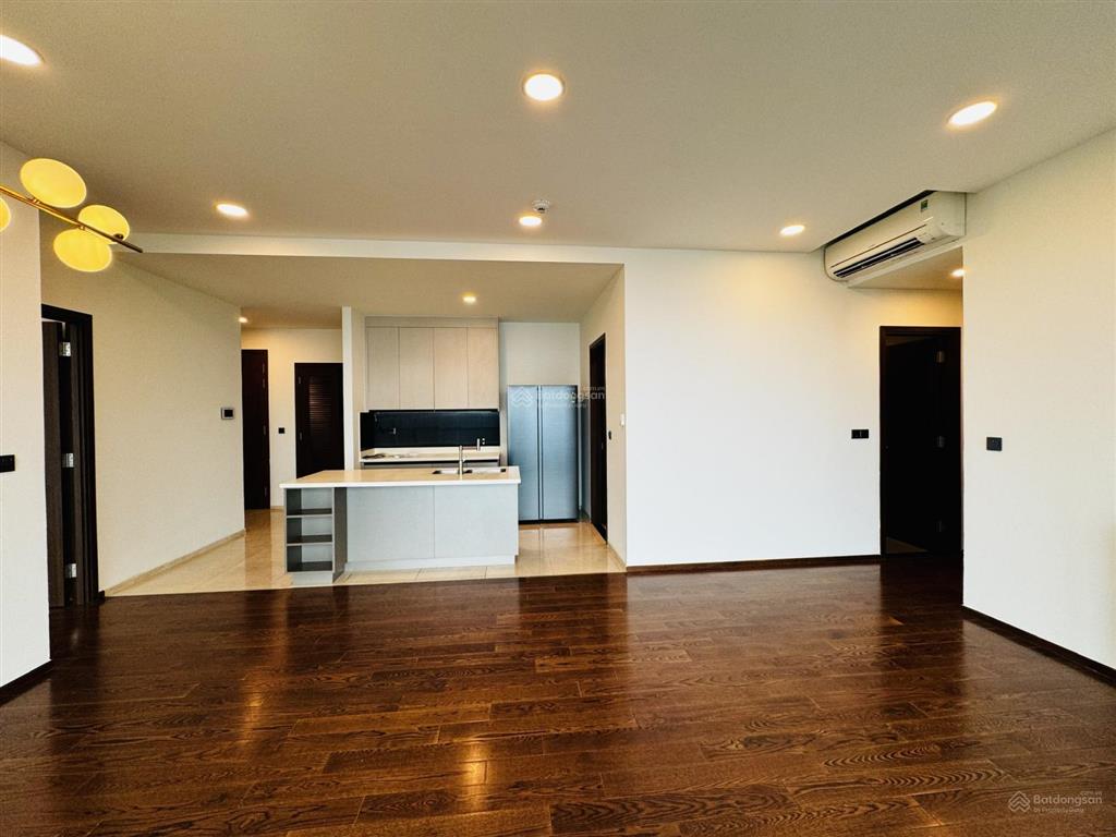 Cho thuê 3 phòng ngủ d'edge thảo điền không nội thất, view sông cực đẹp.