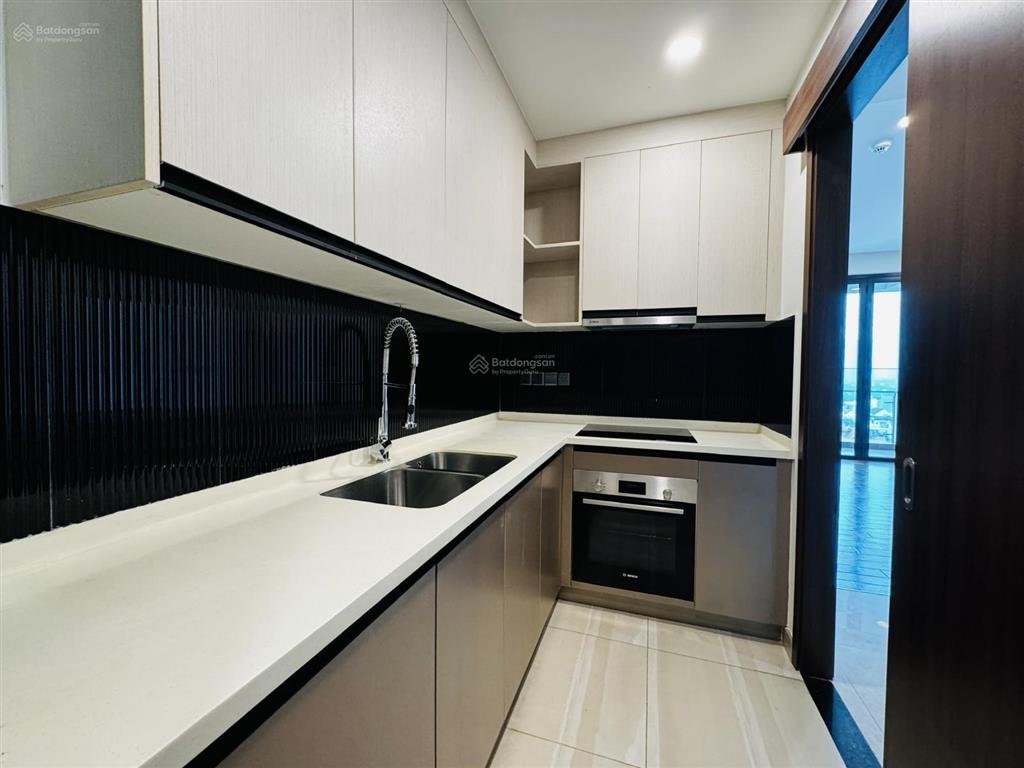 Cho thuê 3 phòng ngủ d'edge thảo điền không nội thất, view sông cực đẹp.