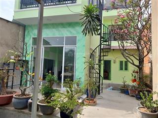 Nhà đẹp bình tân 3 tầng. 7,4 x 28m, bớt lộc. 0865 911 ***