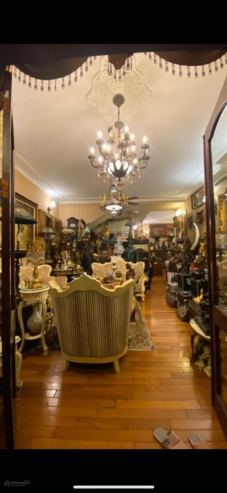 Bán biệt thự mặt phố tô ngọc vân 165m2, mặt tiền 16m, có 81 tỷ. đẹp nhất hồ tây.