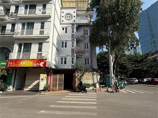 Bán nhà mặt phố linh lang 125m2, lô góc, mặt tiền 15m, có 70 tỷ, kinh doanh vô đối.