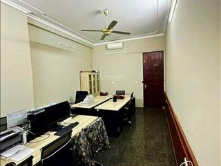 Bán nhà phố trần kim xuyến 90m2, 4 tầng, có 39 tỷ, kinh doanh siêu đỉnh.