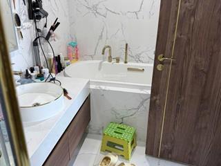 Chính chủ bán căn góc tòa s5 sunshine city, 3n 2wc, giá 9,5 tỷ, 98m2, tầng trung view thoáng.