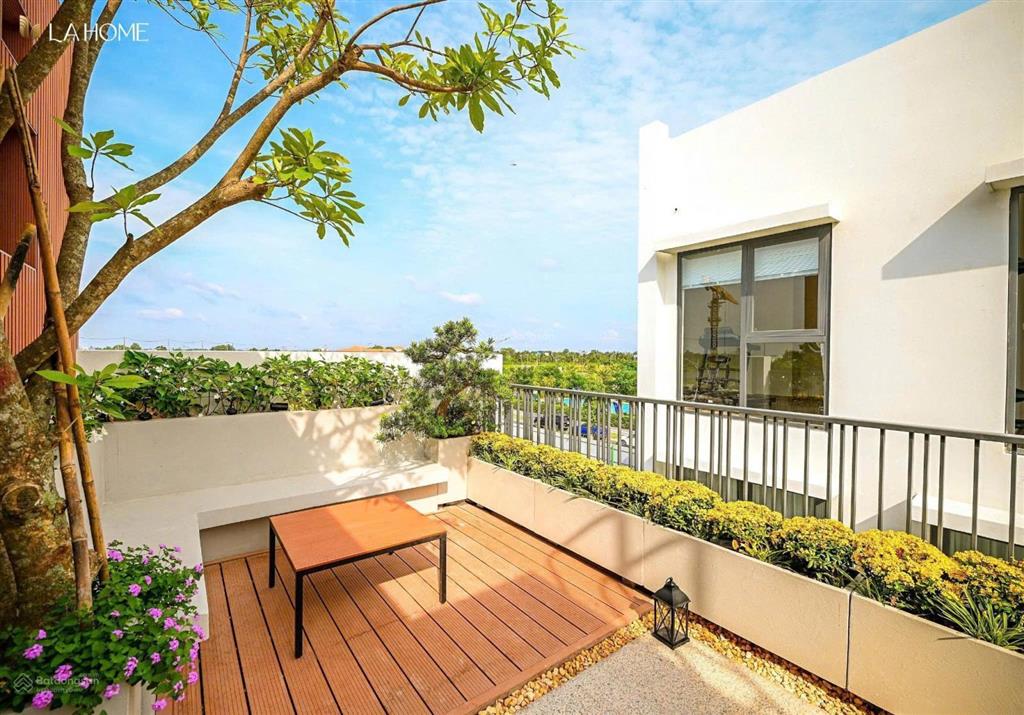 Nhà phố vườn la home 6x15m, 1 trệt 2 lầu chỉ từ 3.9 tỷ