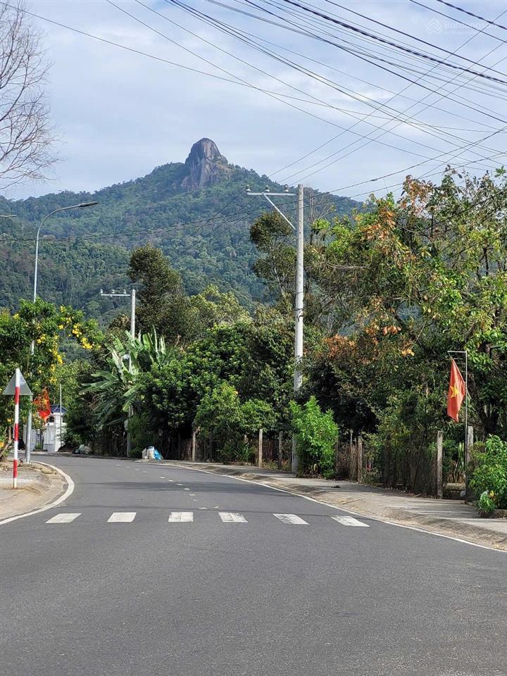 Bán nhà vườn hơn 2 sào ngay quốc lộ 20 (dưới đèo bảo lộc)