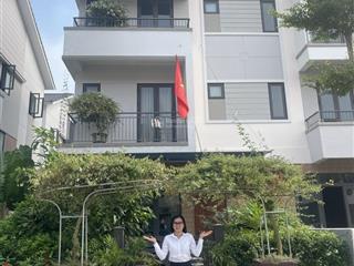 Bán nhanh  shophouse 120m trục chính centa riverside chỉ 7,9 tỷ!