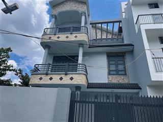 Chủ ngợp . cần bán nhanh 93m2 chỉ 4ty999,đường nhựa 8m thông