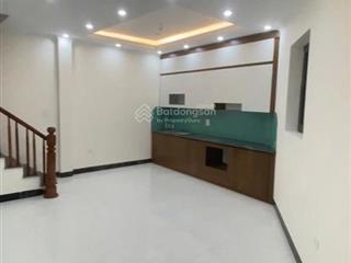 Bán nhanh nhà riêng oto đỗ cửa 4 tầng, 4 phòng ngủ 3 nhà vệ sinh tại đường ngãi cầu