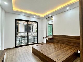 Xuân la tây hồ  cực nông  gần phố  30m2  5 tầng
