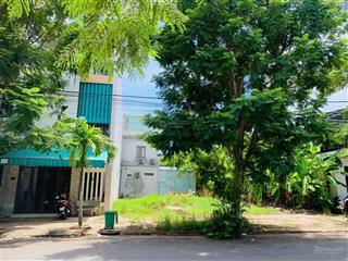 Cặp đất nghiêm xuân yêm diện tích 190m2 (10x19) hướng tây nam , đường 10,5m lề 5m giá 18,5 tỷ