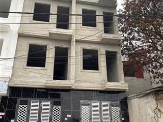 Bán nhà 4 tầng 45m2 ô tô đỗ cửa  tránh nhau  đồng nhân  đông la 2.6 tỷ đất ở chưa sổ