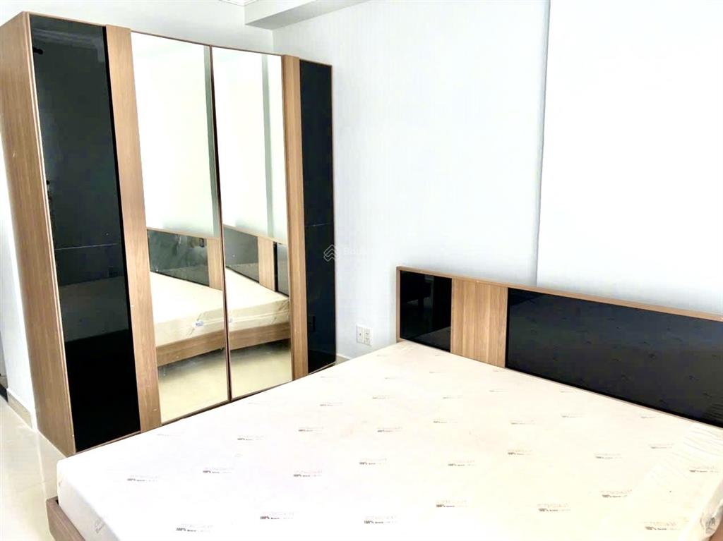 Hồng lĩnh plaza 2pn, 2wc, 70m2, 10 triệu.0934 131 ***(quang)