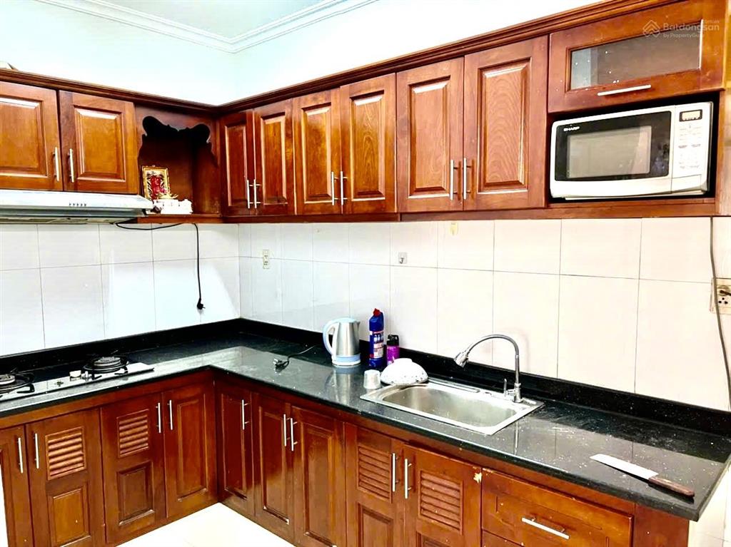 Hồng lĩnh plaza 2pn, 2wc, 70m2, 10 triệu.0934 131 ***(quang)