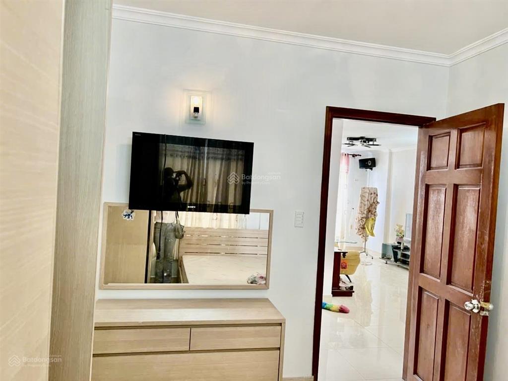 Hồng lĩnh plaza 2pn, 2wc, 70m2, 10 triệu.0934 131 ***(quang)