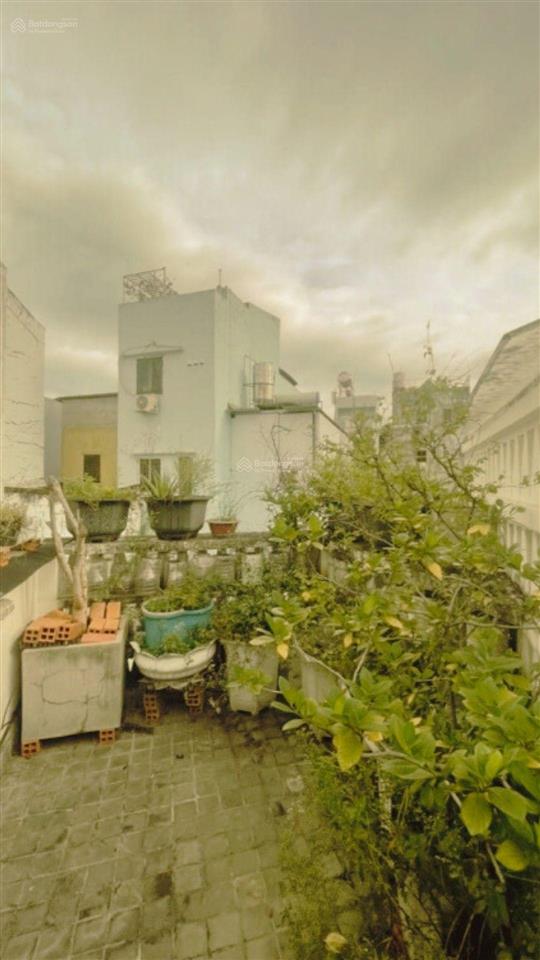 Bán nhà lê đại hành, p.7, q.11  4 tầng, ra mt 30 giây  5.8 tỷ