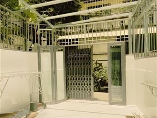 Bán nhà nguyễn văn cừ, q.1  hxh vào nhà, dòng tiền 16tr/tháng  7.85 tỷ