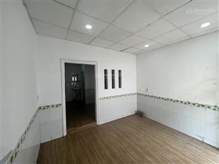 Nhà gần ql13 giá chỉ 2,3 tỷ sổ hồng riêng k lỗi phong thuỷ, mồ mã