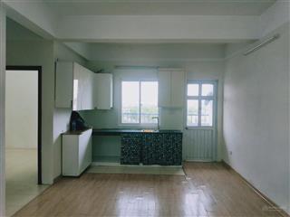 Cho thuê căn hộ tầng 6, diện tíc 61 m2, tòa chung cư x20  bộ quốc phòng