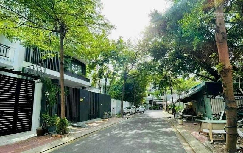 Đất đẹp mặt phố đường số 4 kdc kim sơn quận 7 chính chủ