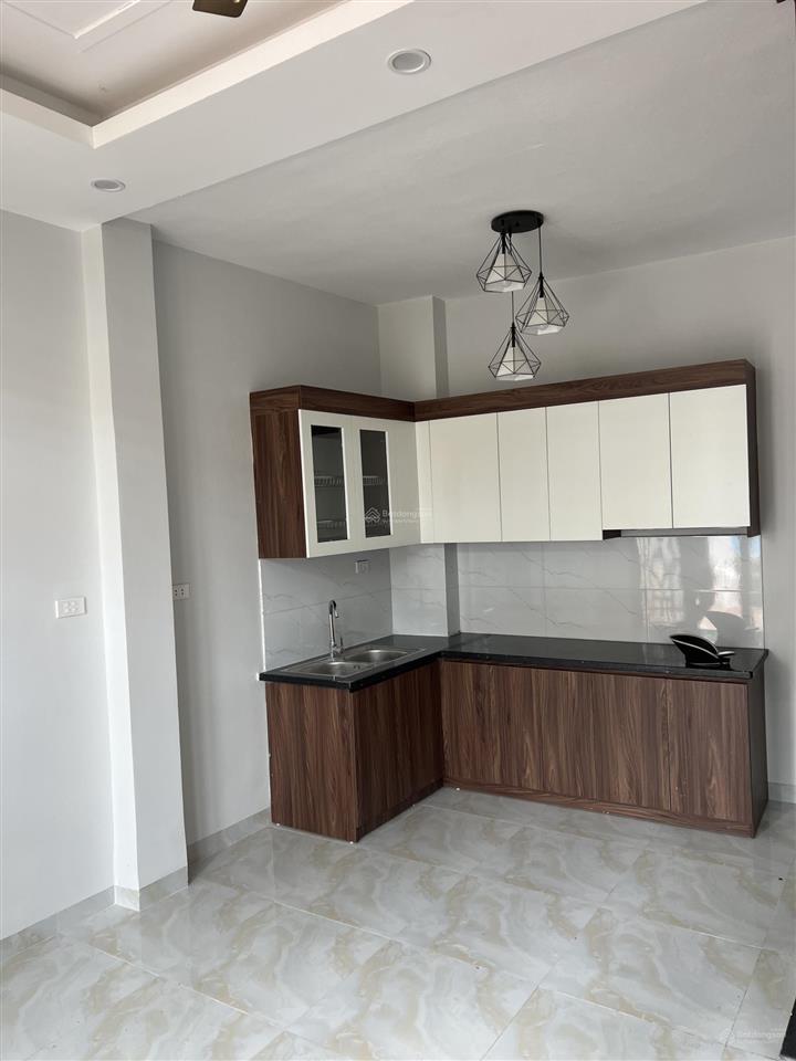 Siêu phẩm lô góc 3 mặt thoáng  hà trì * 33m * 5tầng * giá 7tỷ .