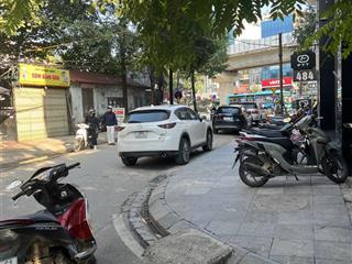 Bán gấp nhà cực đẹp sát kđt ngô thì nhậm  công viên thiên văn học, ô tô đỗ cửa, nhà 4 tầng dt 67m2