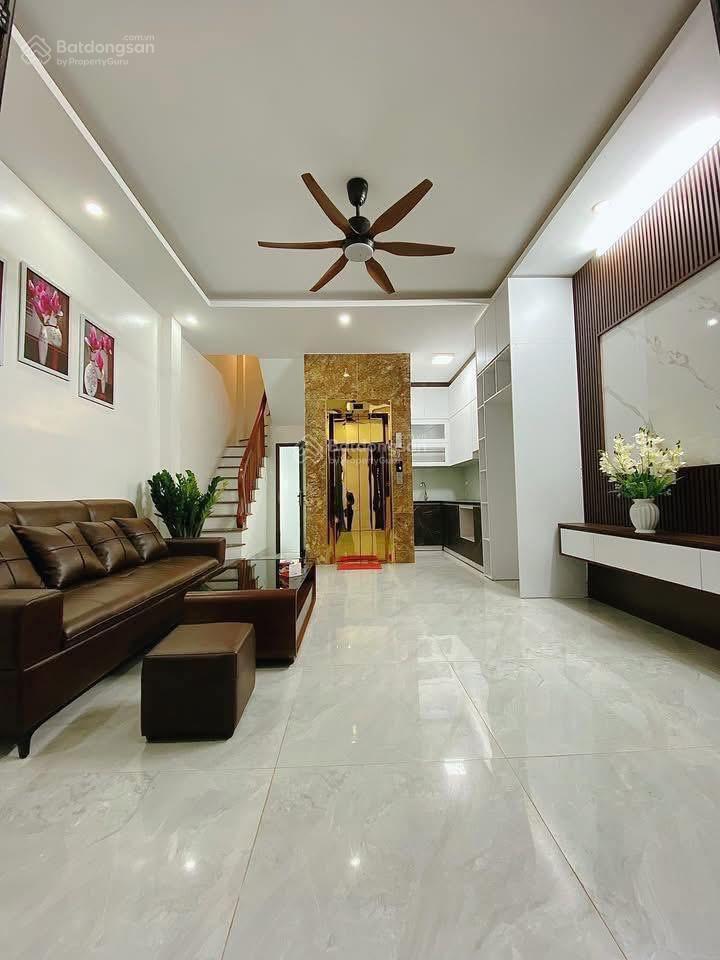 Bán nhà lô góc la khê 35m, 5 tầng thang máy, full nội thất, giá chỉ 7 tỷ, khu dân trí cao
