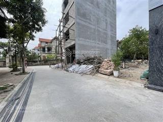 Bán đất bát khối siêu hiếm, 2 thoáng vieu hồ. 6 tỷ, 40m2