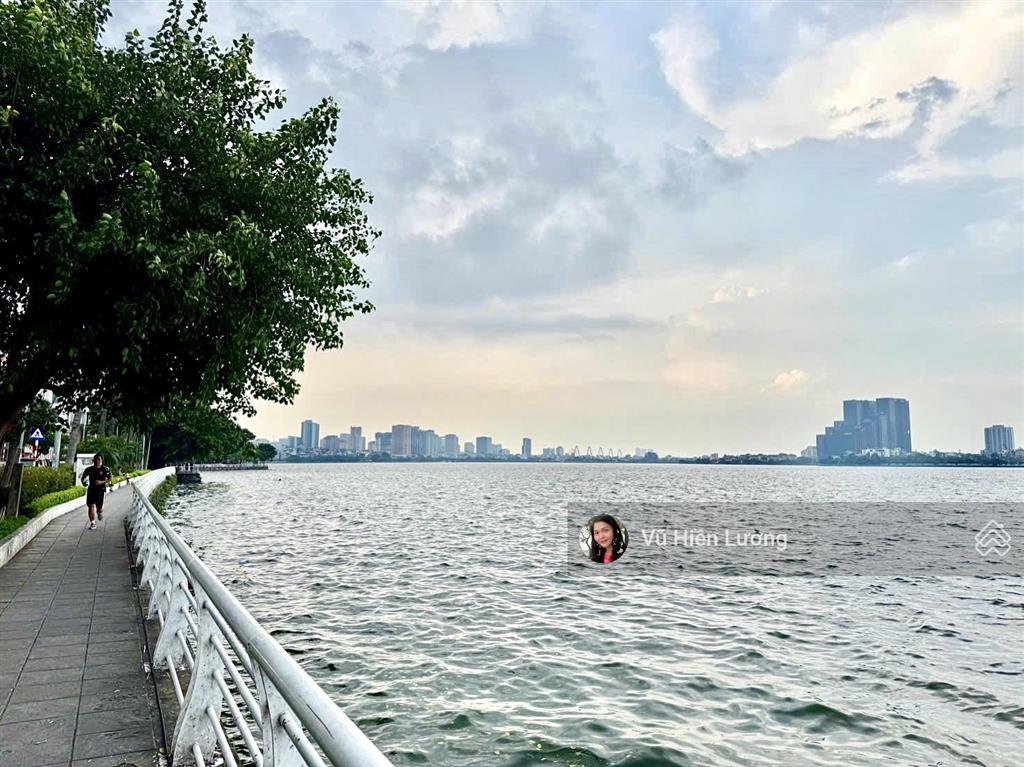 Chính chủ cần bán đất ngõ thông trích sài tây hồ dành cho khách muốn xây apartment.